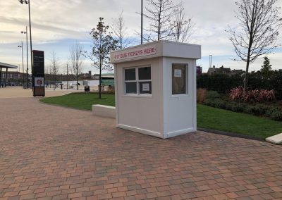 Perfect Kiosks- Security Kiosk / Security Hut, Gatehouse, Ticket Kiosk / Programme Kiosks, Portable Booths 240cm x 140cm (8ft x 5ft)