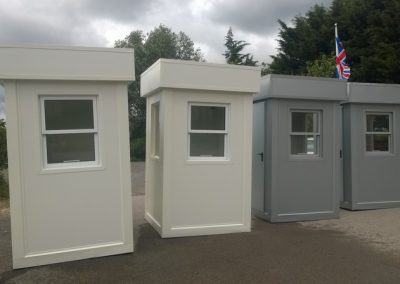 Perfect Kiosks- Security Kiosk / Security Hut, Gatehouse, Ticket Kiosk / Programme Kiosks, Portable Booths 140cm x 140cm (5ft x 5ft)