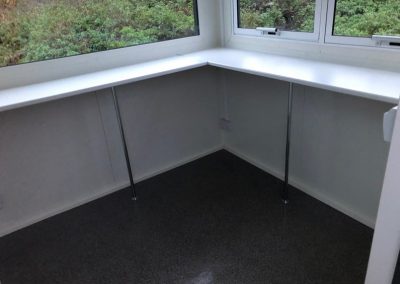 Perfect Kiosks- Security Kiosk / Security Hut, Gatehouse, Ticket Kiosk / Programme Kiosks, Portable Booths 240cm x 220cm (8ft x 7ft3in)
