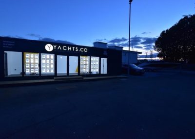 Perfect Kiosks - Portable Office, Temporary Modular Building, Portable Cabin 12m x 4m (40ft x 13ft)