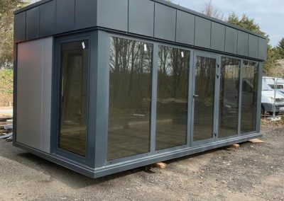 Perfect Kiosks- Portable Office, Temporary Modular Building, Portable Cabin 6m x 3m (20ft x 10ft)