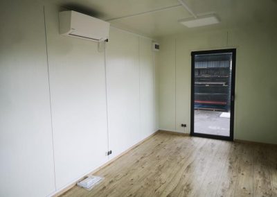 Perfect Kiosks- Portable Office, Temporary Modular Building, Portable Cabin 6m x 3m (20ft x 10ft)