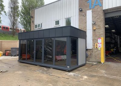 Perfect Kiosks- Portable Office, Temporary Modular Building, Portable Cabin 6m x 3m (20ft x 10ft)
