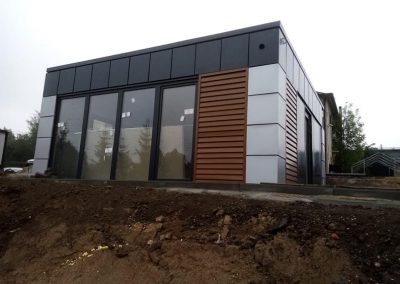 Perfect Kiosks- Portable Office, Temporary Modular Building, Portable Cabin 6m x 6m (20ft x 20ft)