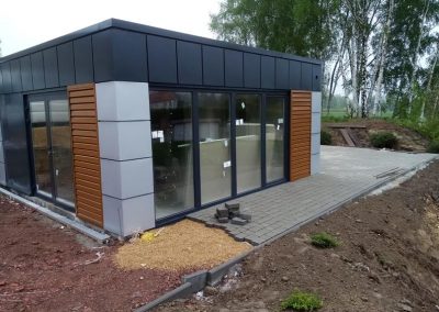Perfect Kiosks- Portable Office, Temporary Modular Building, Portable Cabin 6m x 6m (20ft x 20ft)