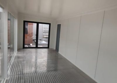 Perfect Kiosks- Portable Office, Temporary Modular Building, Portable Cabin 9m x 3m (30ft x 10ft)